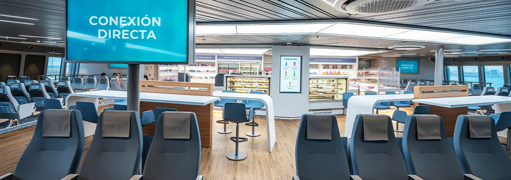 Cafeter&iacute;a y tienda a bordo Margarita Salas