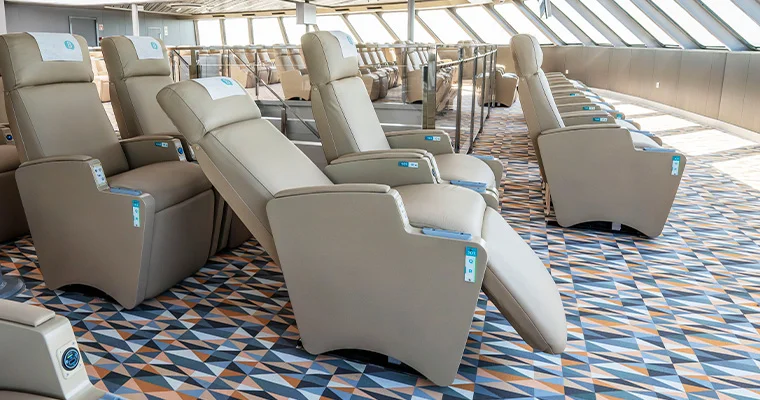 Sal&oacute;n VIP Margarita Salas Balearia