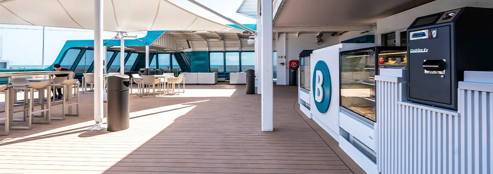 Terraza exterior Margarita Salas